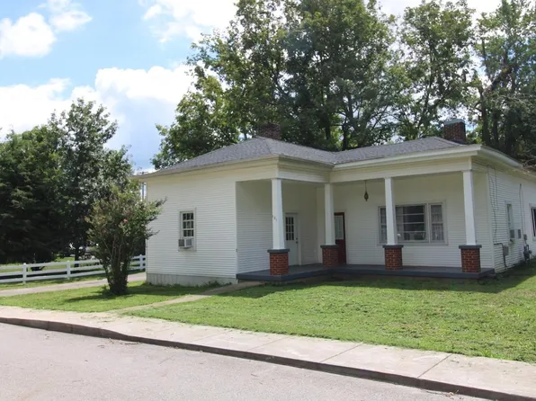 121 E 1st St, Smiths Grove, KY 42171