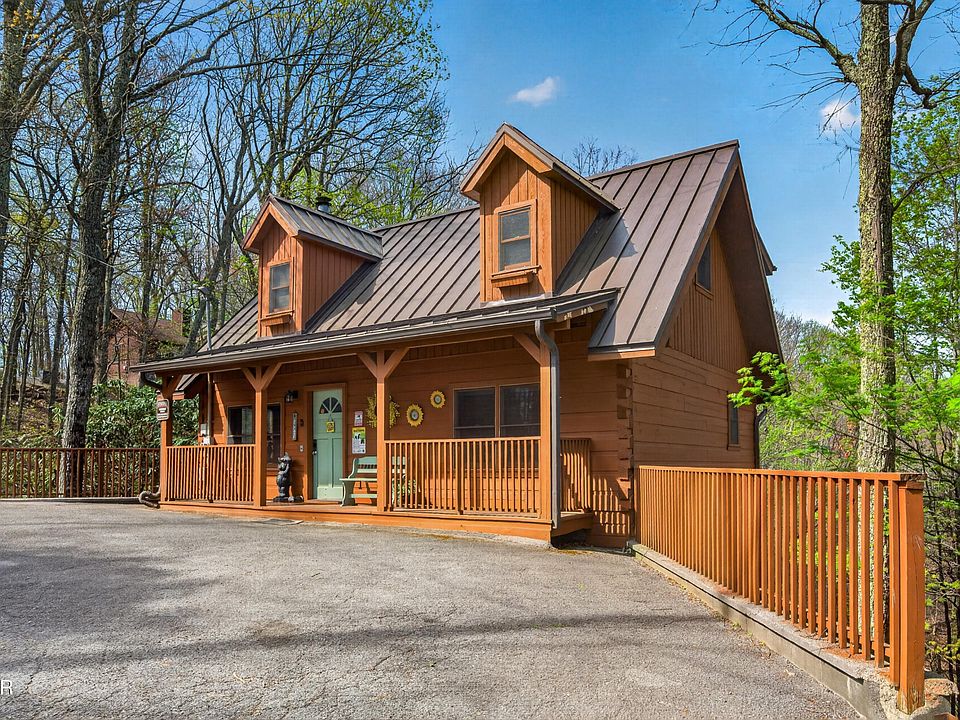 1st image of 2307 Smoky Mountain Ct