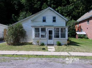 1657 Creek Rd, Crown Point, NY 12928