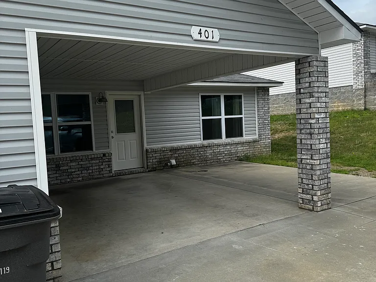 180 Lakeland Dr #401 — Photo 8