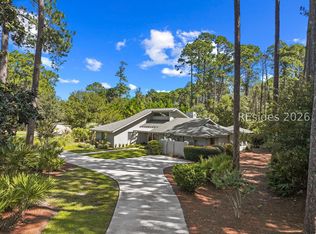 10 Big Woods Drive, Hilton Head Island, SC 29926