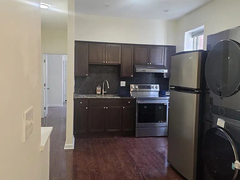 1708 Mifflin St #2 — Photo 28