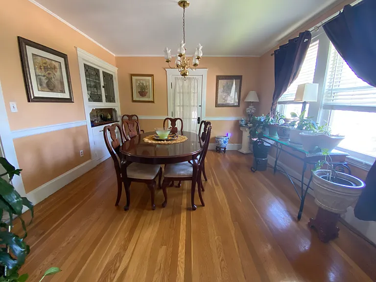 64 Hewlett St #1 — Photo 3