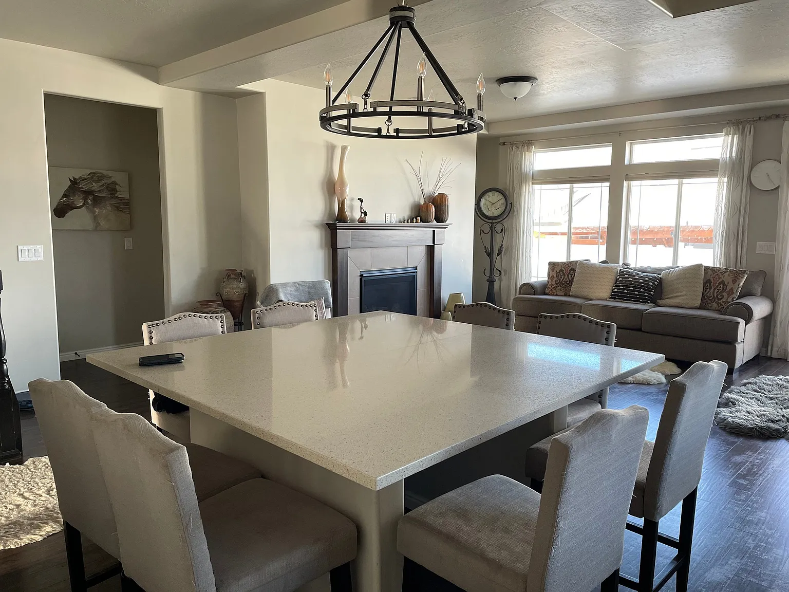 3-bed 3-bath House — Photo 3