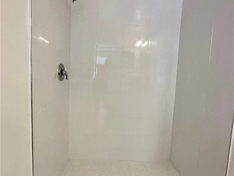3627 Pine Oak Cir #102 — Photo 31