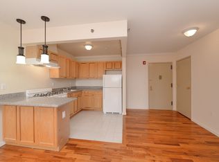 36 Hudson Ave, Roosevelt, NY 11575