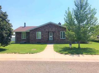 1230 Chase St, Imperial, NE 69033