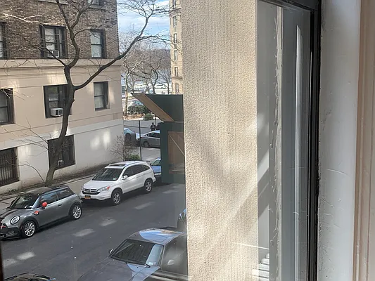 Rented by Brown Harris Stevens | media 19