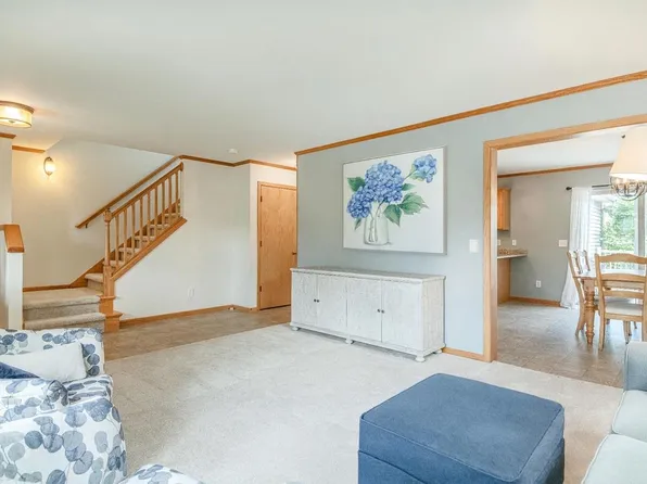 6130 ARROWPOINT Way, Mcfarland, WI 53558