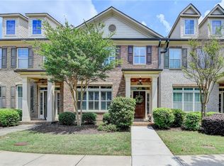 7725 Pierpoint Ln, Alpharetta, GA 30005