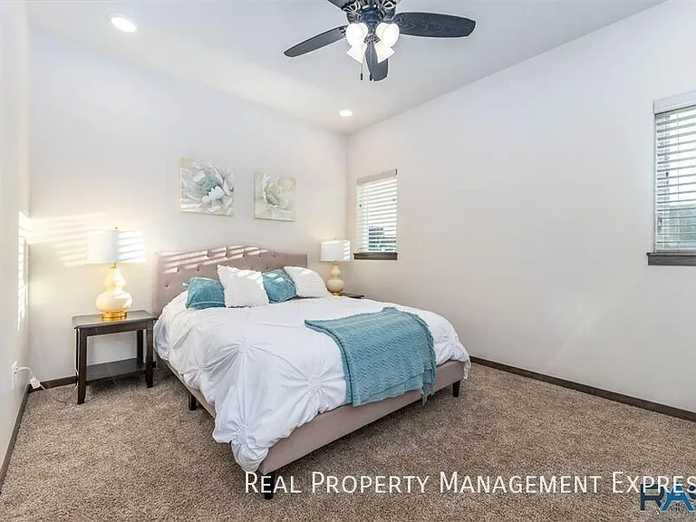 5316 S Eastwind Ave — Photo 15