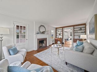 22 Terrace Rd, New Providence, NJ 07974