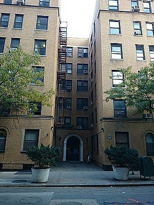 2nd image of 427 W 51st St #J1
