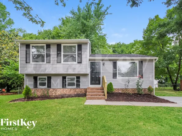 1916 Rice Planters Rd, Charlotte, NC 28273