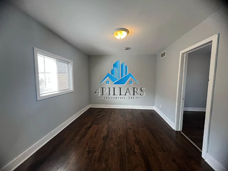 1120 W 150th St #2R — Photo 15