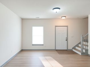 5765 College Ave #67, Kansas City, MO 64130
