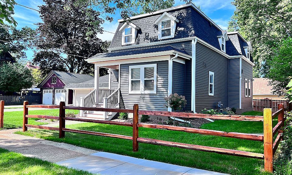 2nd image of 112 N Vita Ave