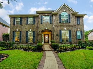 56 Twin Valley Dr, Sugar Land, TX 77479