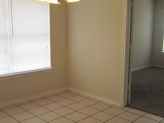 4th image of 11906 Rhulen Ct