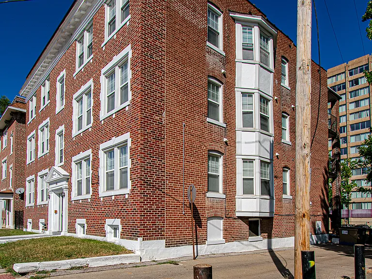 710 Leland Ave #2S — Photo 61