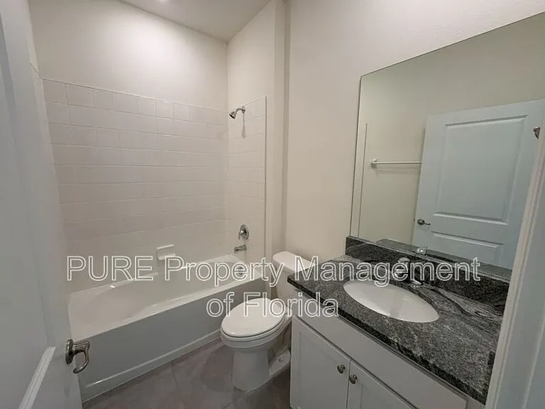 5416 NW 46th Lane Rd — Photo 38