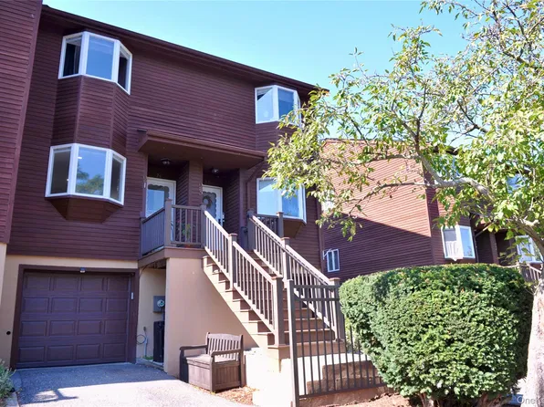 21 Knoll View, Ossining, NY 10562