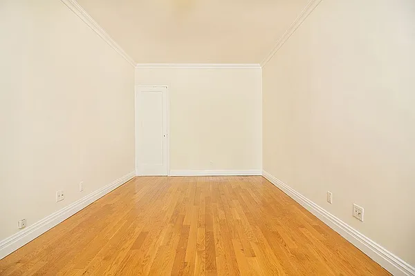 Rented by Keller Williams NYC | media 24