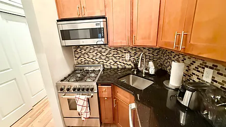 Rented by HOLTON REAL ESTATE INC.