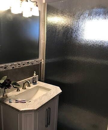 3rd image of 430 Cumberland Ave #1