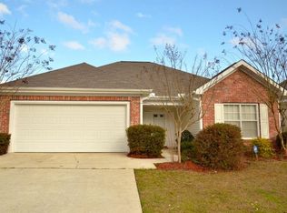 110 Huntington Dr, Hattiesburg, MS 39402