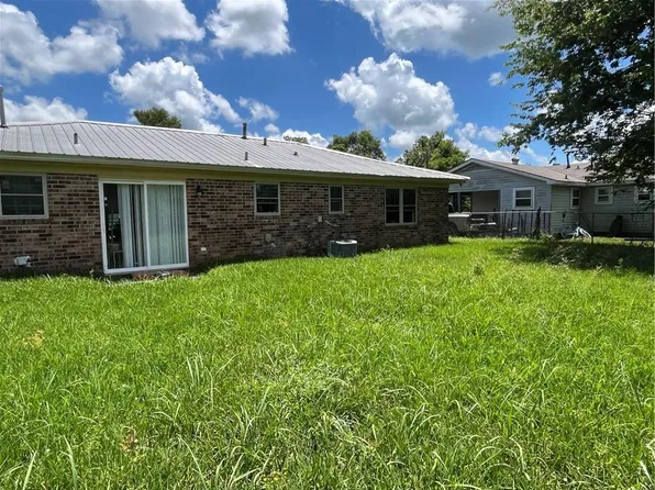 5204 Baronne St, Alexandria, LA 71302