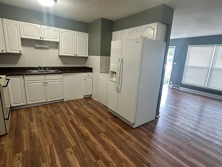 6904 Longview Rd — Photo 17