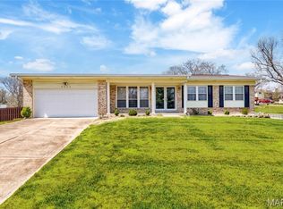 9035 Cordoba Ln, Saint Louis, MO