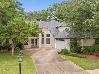 7395 Live Oak Way, Pass Christian, MS, 39571
