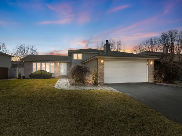 16641 W Oneida Dr, Lockport, IL 60441