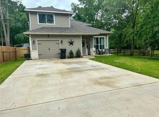 10410 Royal Magnolia Dr, Conroe, TX 77303