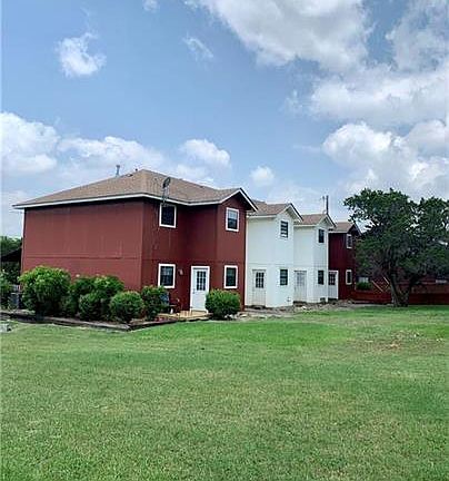 2nd image of 19963 Fm 306 Unit C