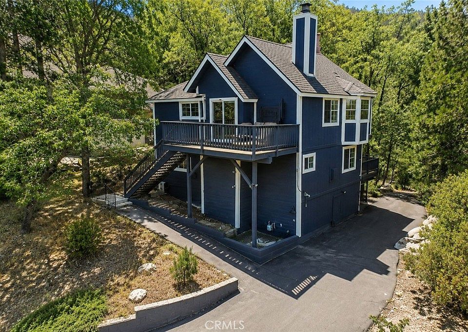 1st image of 28833 Manitoba Dr
