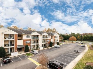 830 Brassie Ln APT E, Glen Allen, VA 23059