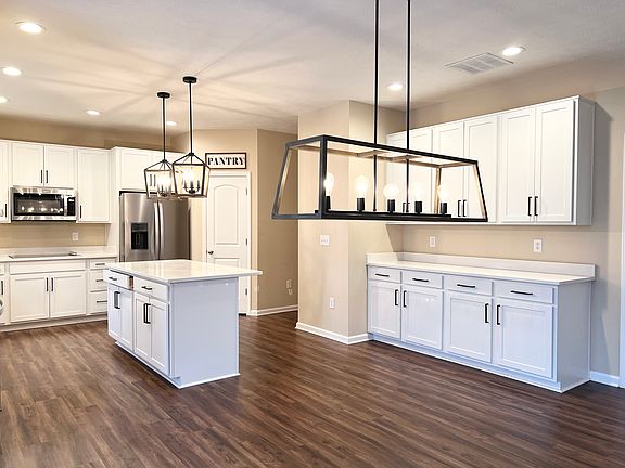 4th image of 1581 Wedgewood Pl