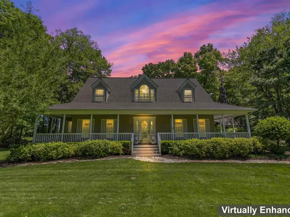 70500 Carnegie Ln, Romeo, MI 48065