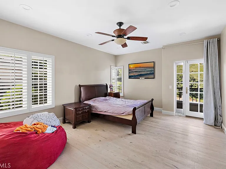 33801 Blessington Ln — Photo 23