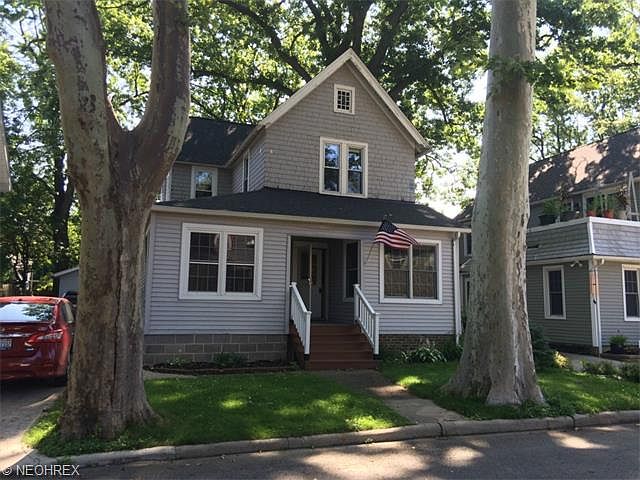 1st image of 305 Groveland Club Dr
