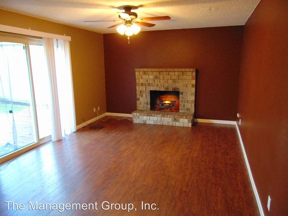 1st image of 8209 NE 139th Ct