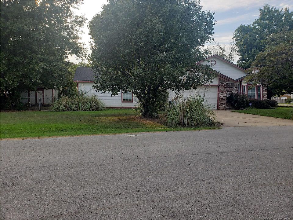 2nd image of 21428 E 37th Pl S