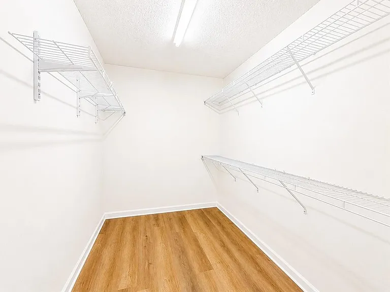 8835 Grappe Trce — Photo 17