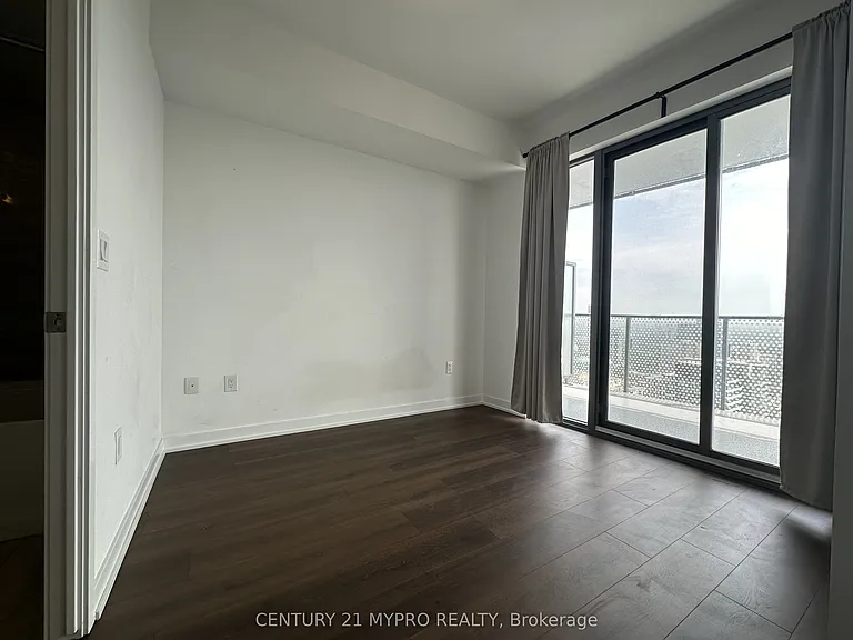 11 Wellesley St W #4502 — Photo 5