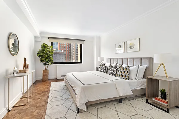 Sold by Compass | media 4