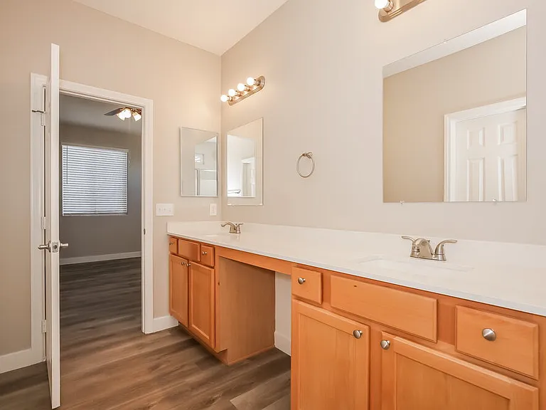 8508 Pitney Ave — Photo 12