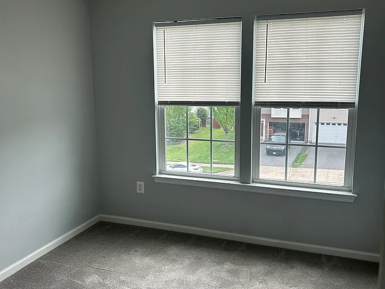 221 Woodstream Blvd — Photo 36